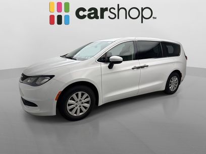 Used 2021 Chrysler Voyager L