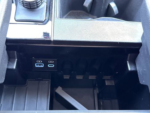Used 2023 Toyota Tundra Limited w/ Power Package RWD image 31