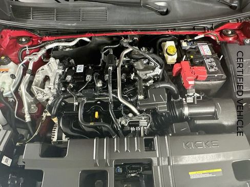 Certified 2025 Nissan Kicks SR FWD image 28