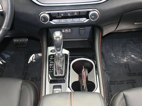 Used 2024 Nissan Altima 2.5 SR AWD/4WD image 28