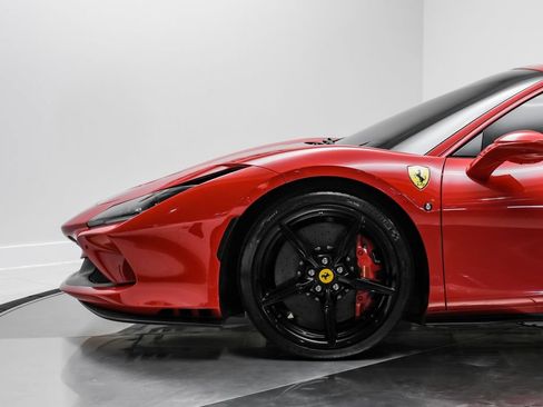 Used 2020 Ferrari F8 Tributo RWD image 17