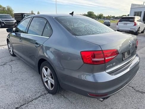 Used 2015 Volkswagen Jetta SE FWD image 3