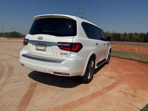 Used 2019 INFINITI QX80 Luxe w/ 22" Wheel Package image 7