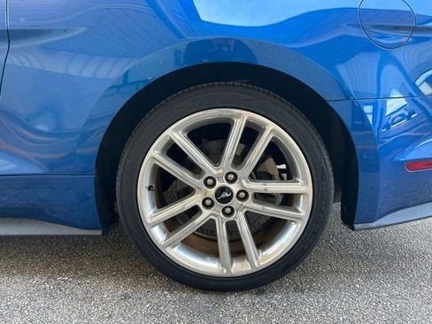 Used 2017 Ford Mustang Premium w/ Equipment Group 201A RWD image 26