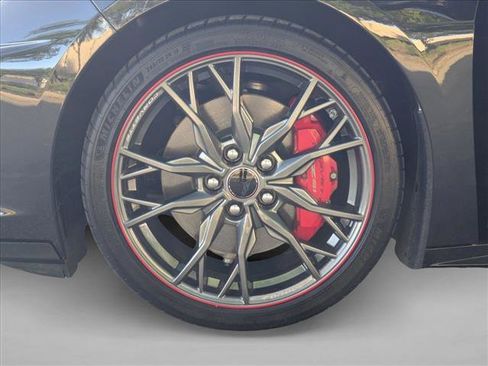 Used 2023 Chevrolet Corvette Stingray Premium Conv w/ Z51 Performance Package RWD image 27