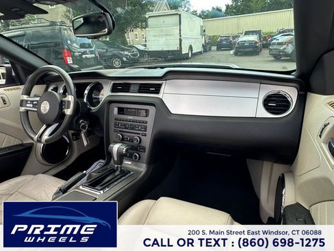 Used 2010 Ford Mustang Premium image 19