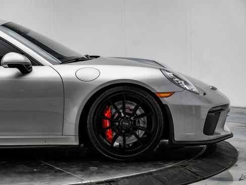 Used 2018 Porsche 911 GT3 w/ Sport Chrono Package image 19