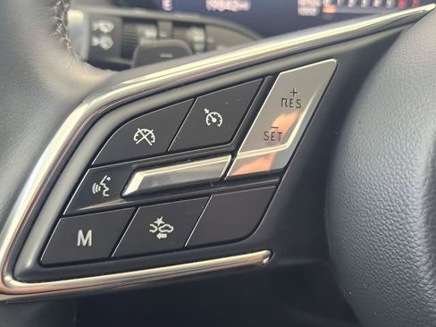 Used 2025 Buick Envision Preferred AWD/4WD image 27