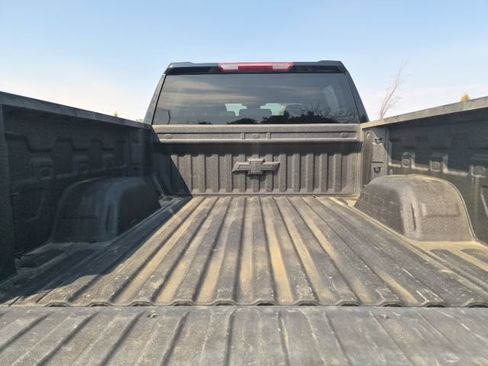 Used 2022 Chevrolet Silverado 1500 RST AWD/4WD image 8