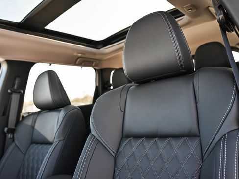 New 2025 Mitsubishi Outlander SEL image 20