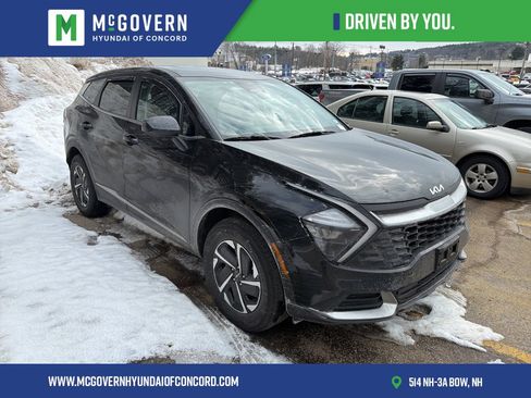 Used 2023 Kia Sportage LX image 5