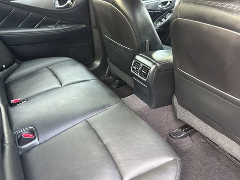 Used 2015 INFINITI Q50 Premium w/ Navigation Package image 22