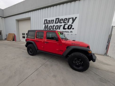 Used 2024 Jeep Wrangler Willys image 28