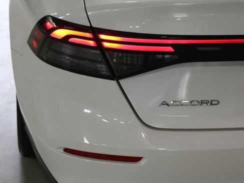 Used 2023 Honda Accord EX image 40