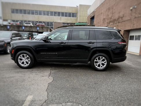 Used 2022 Jeep Grand Cherokee L Limited AWD/4WD image 14