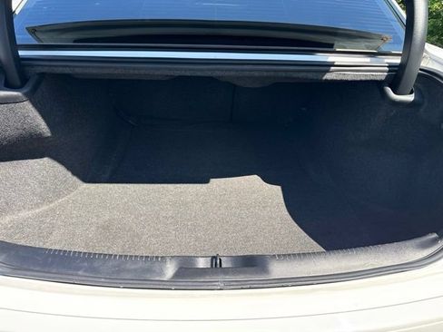 Used 2019 Chrysler 300 S RWD image 37
