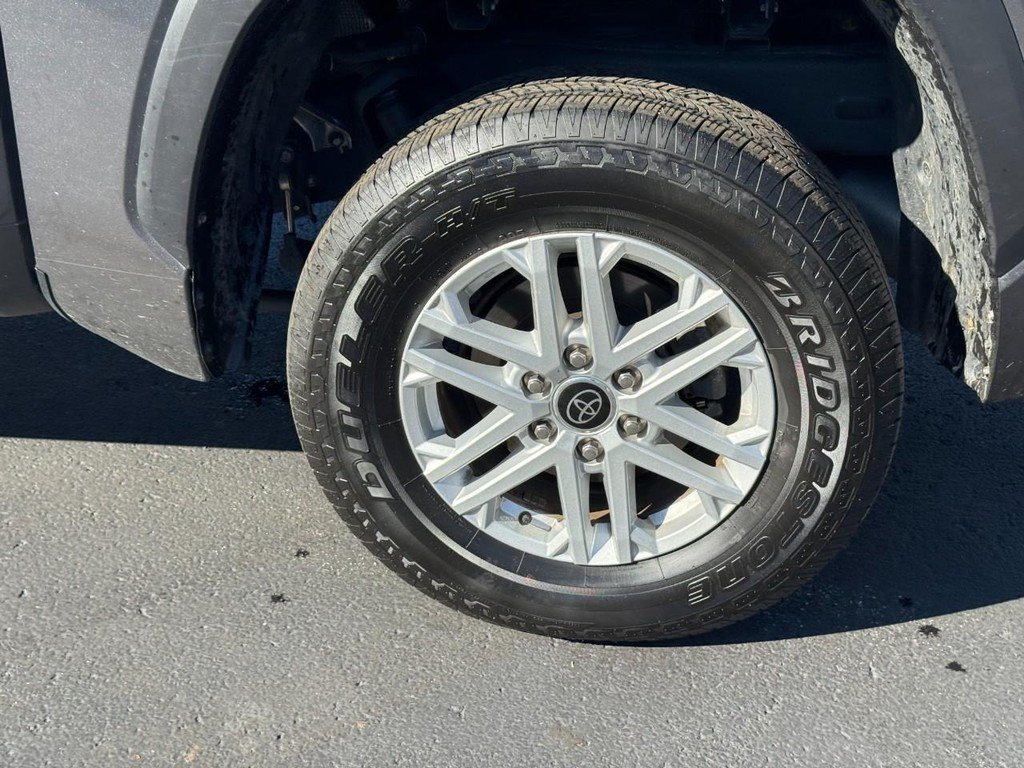 Used 2024 Toyota Tundra SR5 w/ SR5 Premium Package AWD/4WD image 9