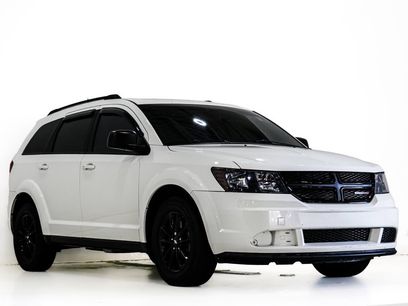 Used 2020 Dodge Journey SE w/ Blacktop Package
