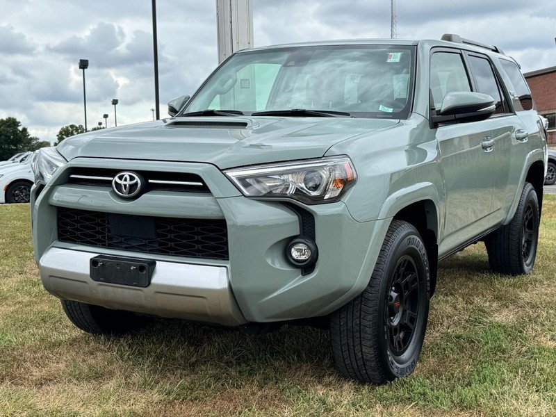 Used 2023 Toyota 4Runner TRD Off-Road Premium w/ Moonroof Package AWD/4WD image 8