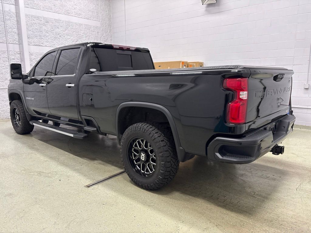 Used 2020 Chevrolet Silverado 3500 High Country AWD/4WD image 7