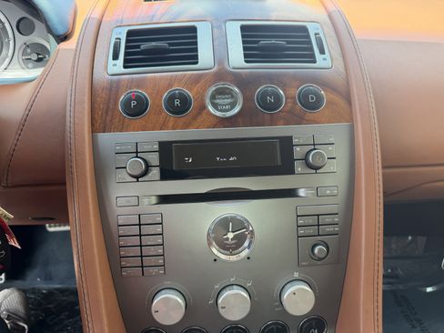 Used 2006 Aston Martin DB9 Volante RWD image 22