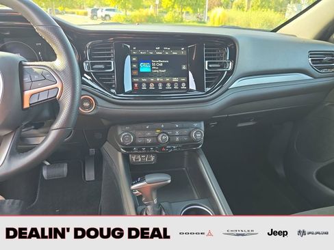 Used 2024 Dodge Durango SXT w/ SXT Blacktop Group image 18