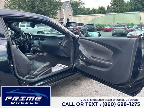 Used 2011 Chevrolet Camaro LT w/ Silver Stripe Package RWD image 12