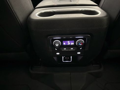 Used 2022 Chevrolet Tahoe RST w/ Luxury Package AWD/4WD image 22
