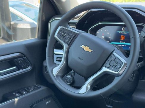 New 2026 Chevrolet Silverado 2500 LTZ w/ LTZ Premium Package AWD/4WD image 8