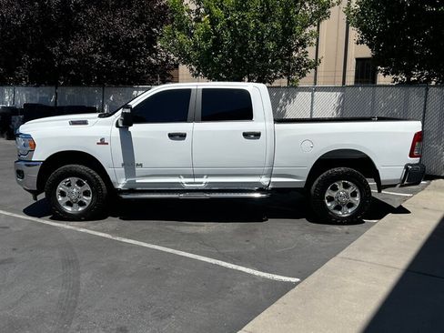 Used 2024 RAM 2500 Big Horn w/ Off Road Package AWD/4WD image 4