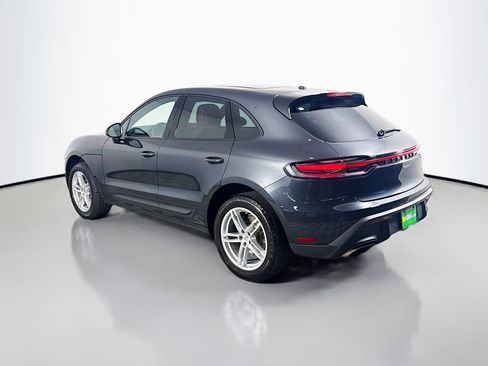Used 2023 Porsche Macan image 7