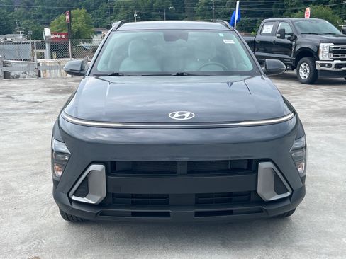 Used 2024 Hyundai Kona SEL AWD/4WD image 5