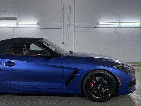 Used 2024 BMW Z4 M40i w/ Premium Package image 21