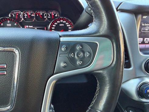 Used 2016 GMC Yukon SLT w/ HD Trailering Package image 26