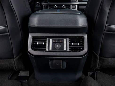 Used 2026 Ford F250 Platinum AWD/4WD image 35