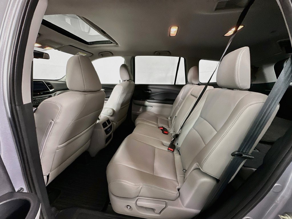 Used 2017 Honda Pilot EX-L image 17