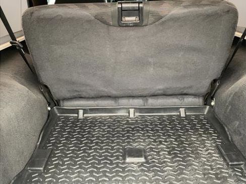 Used 2005 Jeep Wrangler Unlimited Rubicon AWD/4WD image 20