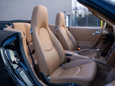 Used 2007 Porsche 911 Carrera S image 12