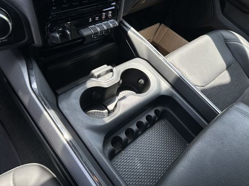 Used 2024 RAM 1500 Big Horn AWD/4WD image 34