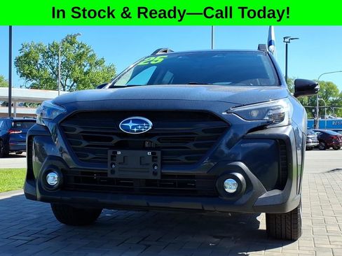 Used 2025 Subaru Outback Onyx Edition AWD/4WD image 2