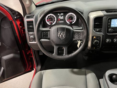 Used 2016 RAM 1500 Classic SLT image 11