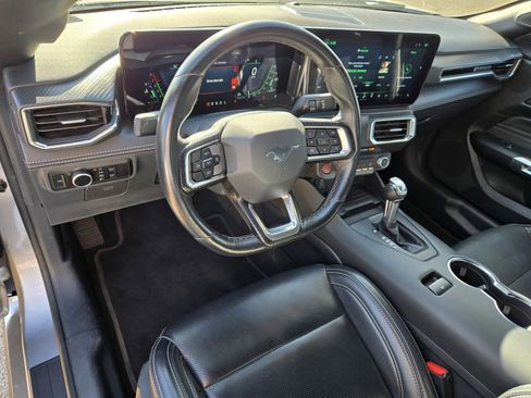 Used 2024 Ford Mustang Premium image 12