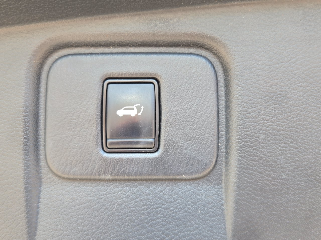 Used 2022 Nissan Murano SL w/ SL Moonroof Package FWD image 11