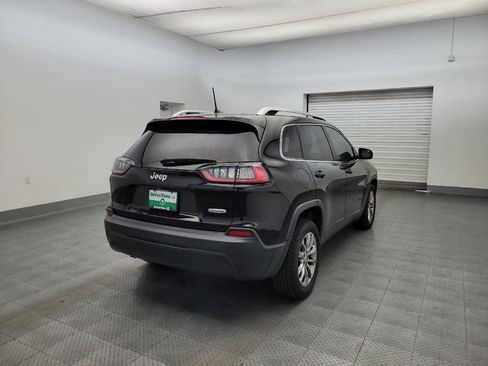 Used 2019 Jeep Cherokee Latitude Plus FWD image 9