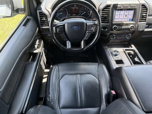 Used 2019 Ford Expedition Max Limited RWD image 23