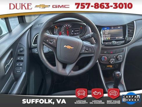 Used 2021 Chevrolet Trax LS w/ Tint and Cruise Package image 5