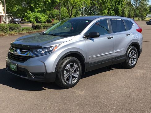 Used 2017 Honda CR-V LX image 11