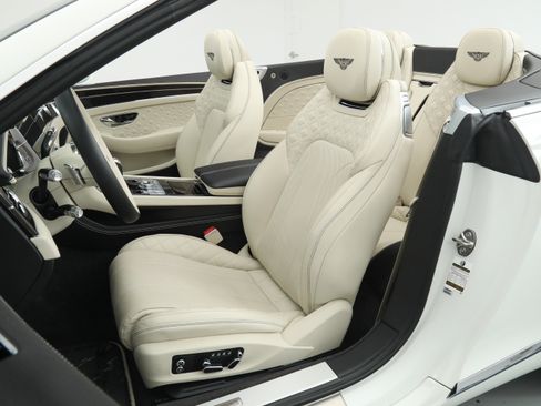 Used 2022 Bentley Continental GT AWD/4WD image 22