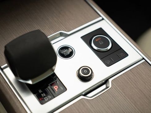 Used 2023 Land Rover Range Rover Long Wheelbase First Edition image 37