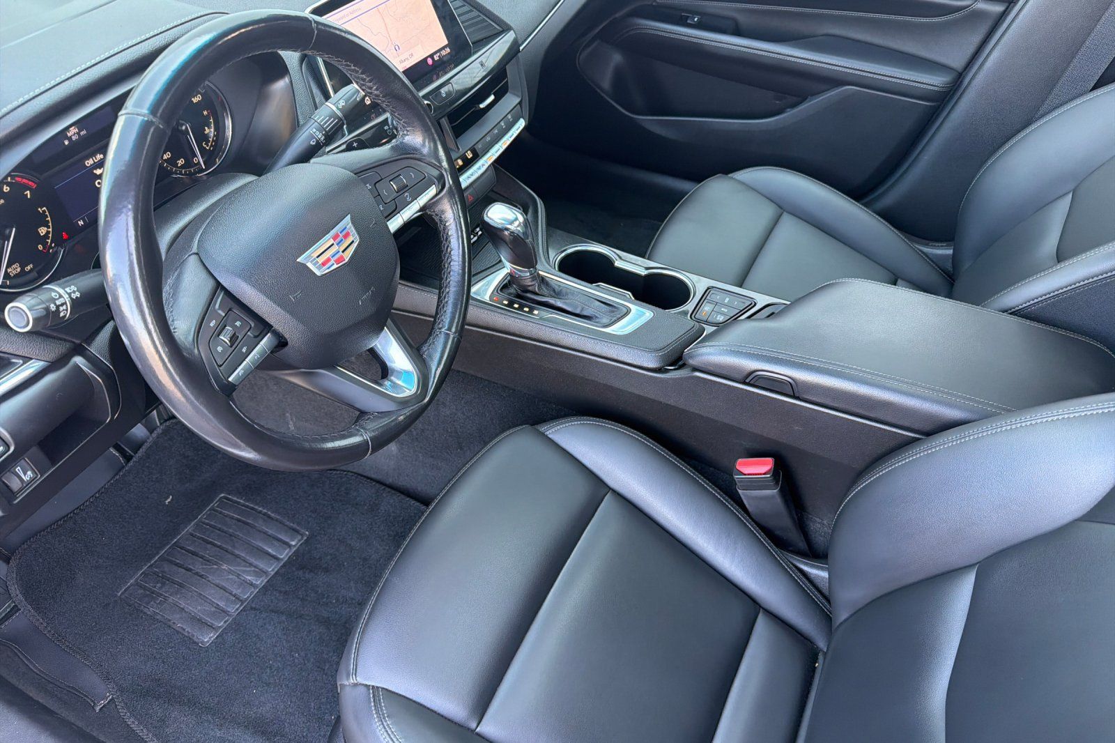 Used 2020 Cadillac CT4 Luxury w/ Sun And Sound Package RWD image 9